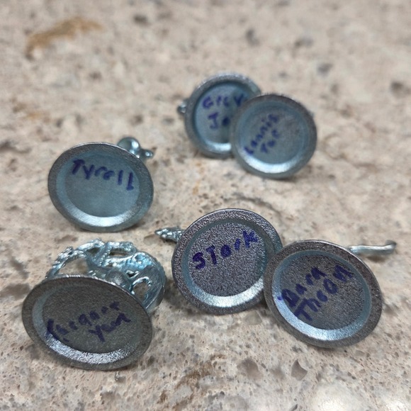 Game of Thrones Metal Tokens Tokens Lot Figures Game Pieces - Picture 2 of 4